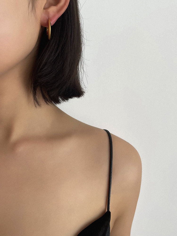 Sculpted Shine Chunky Hoop Earrings