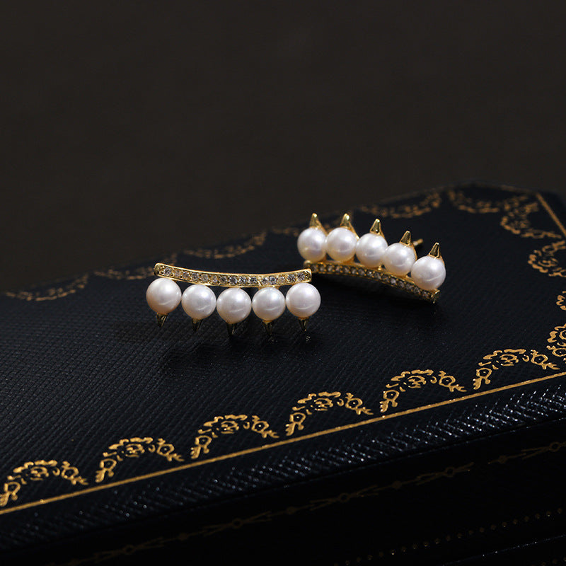 Smiling Arc Pearl Stud Earrings