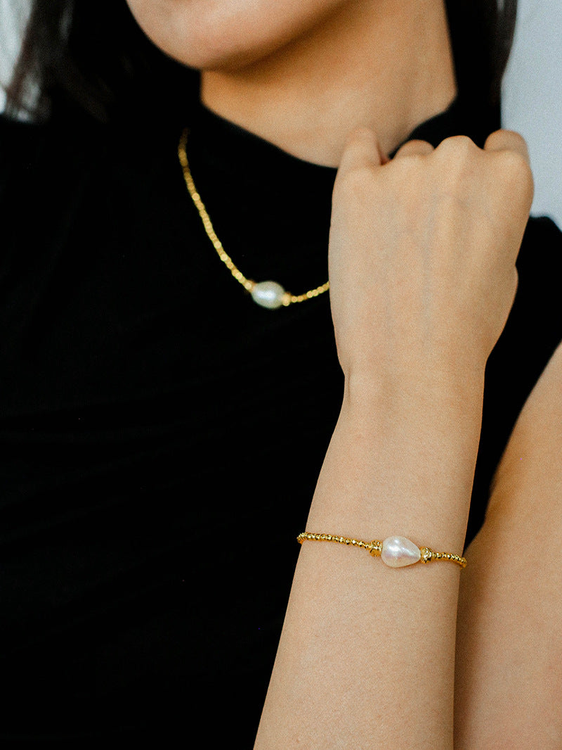 Baroque Pearl Golden Chain Bracelet