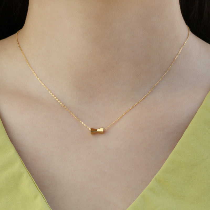 Luna Bow Necklace