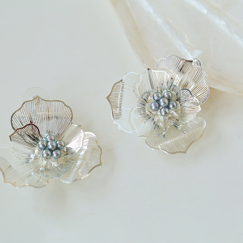 Bloomcraft Pearl Petal Earrings