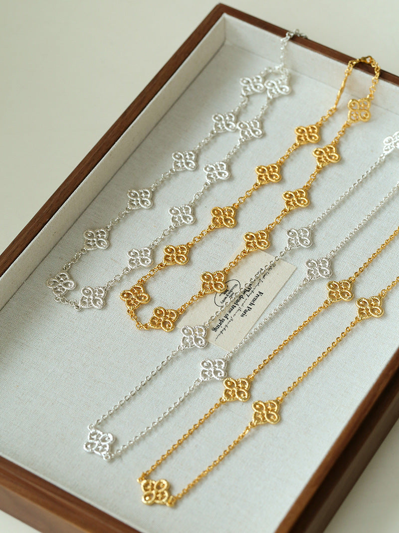Lace Bloom Chain Necklace