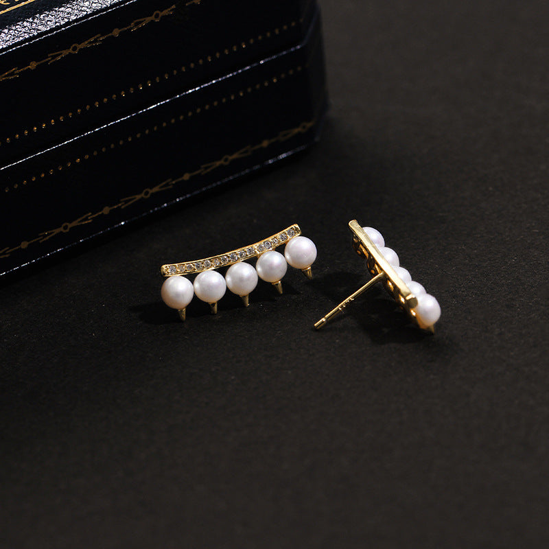 Smiling Arc Pearl Stud Earrings