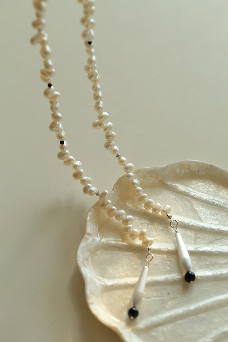 Raindrop Pearl & Onyx Long Necklace