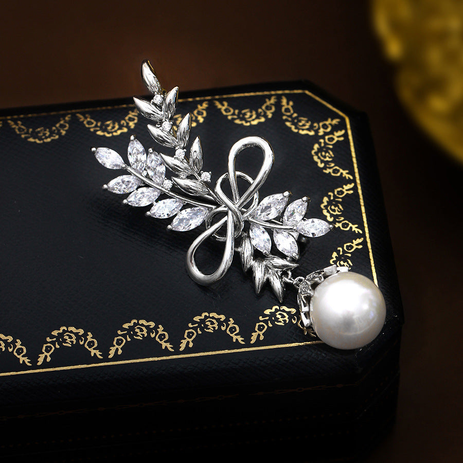 Wheat Sheaf Pearl Brooch