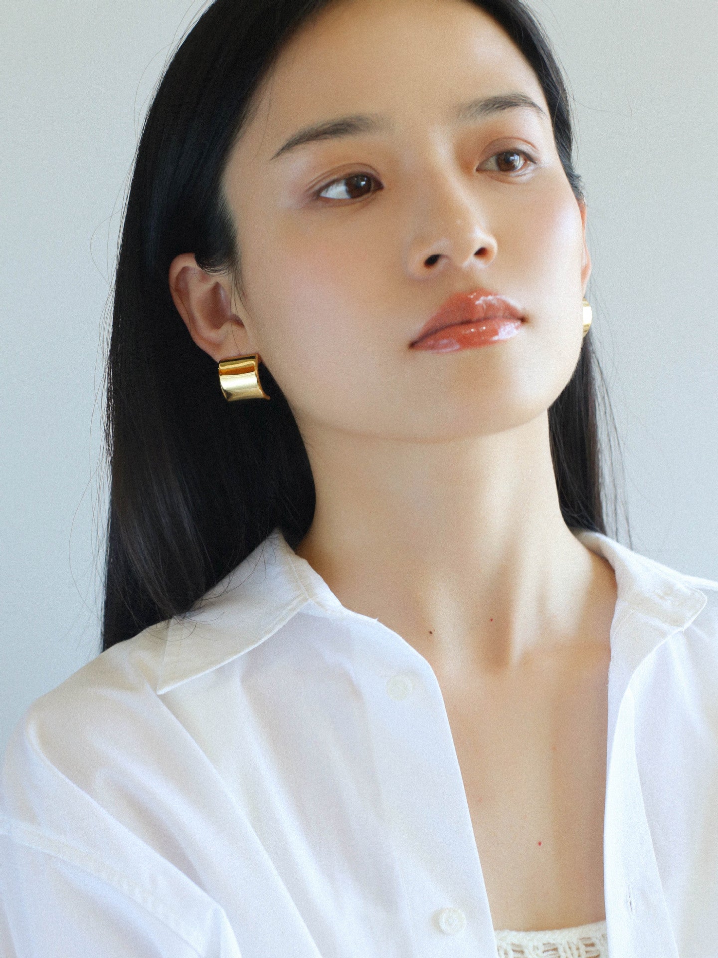 Sleek Arc Chunky Hoop Earrings