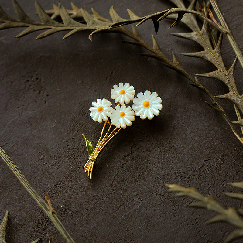 Mother-of-pearl Daisy Brooch