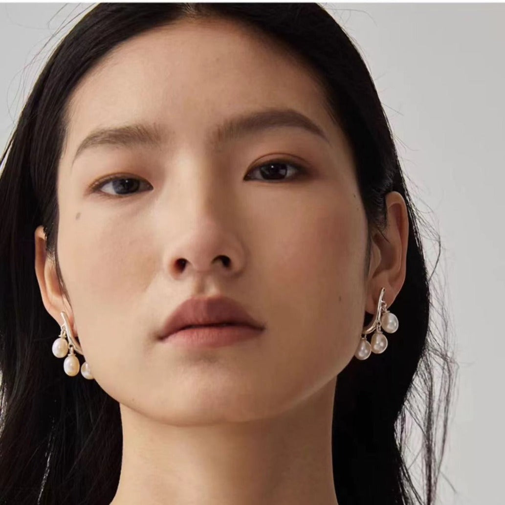 Geometric J-Shaped Multi-Pearl Earrings