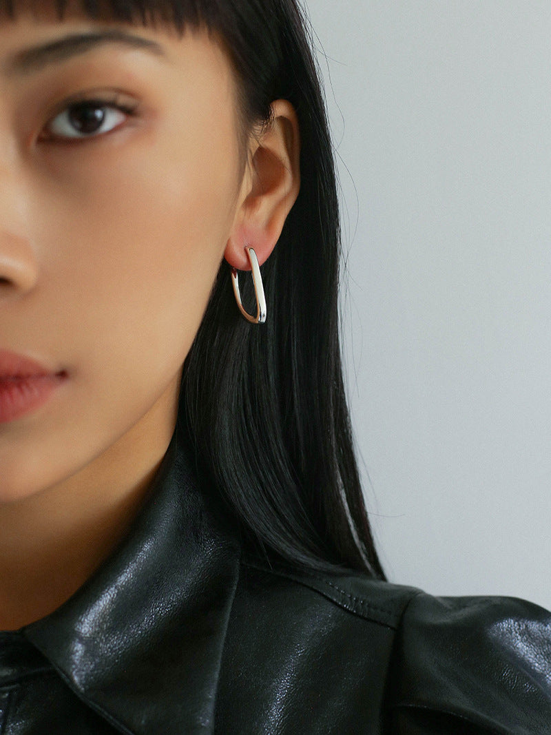 Sculpted Curve Hoop Earrings