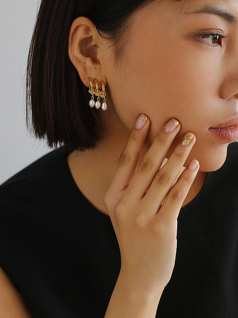 Claw-Shaped Pearl Stud Earrings