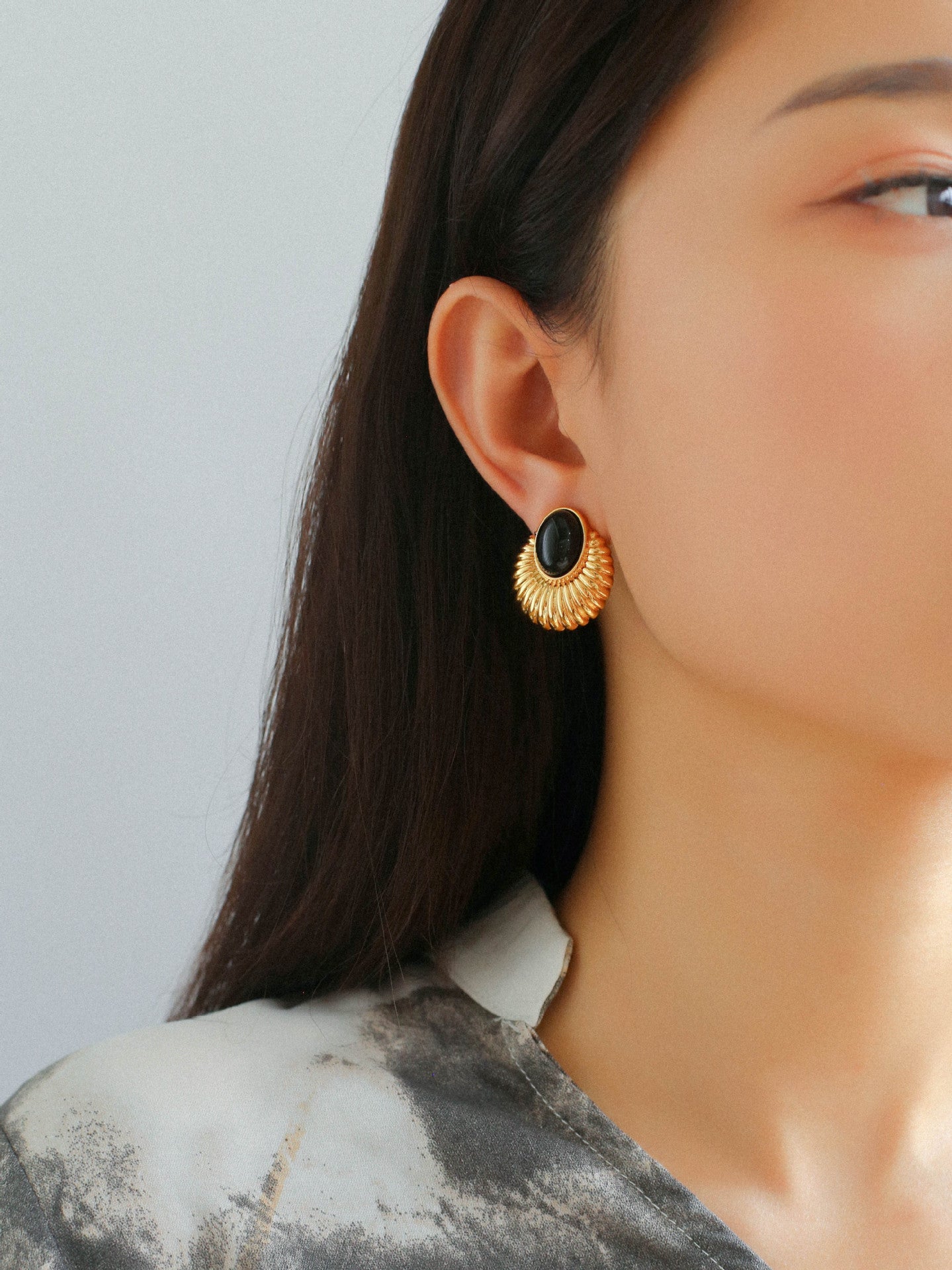 Noir Soleil Earrings