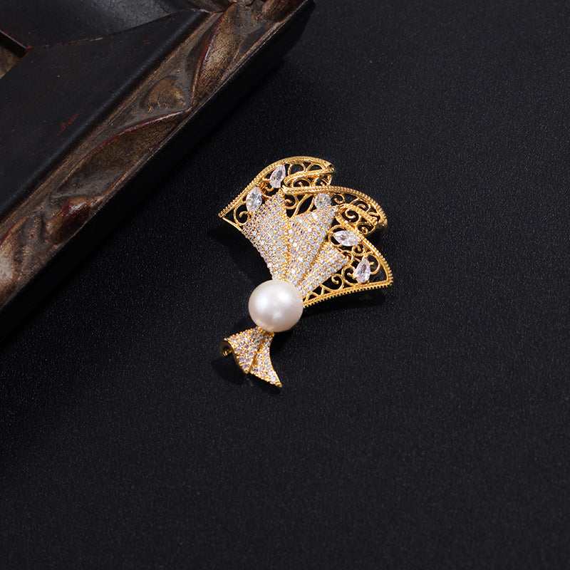 Golden Lace Bloom Brooch