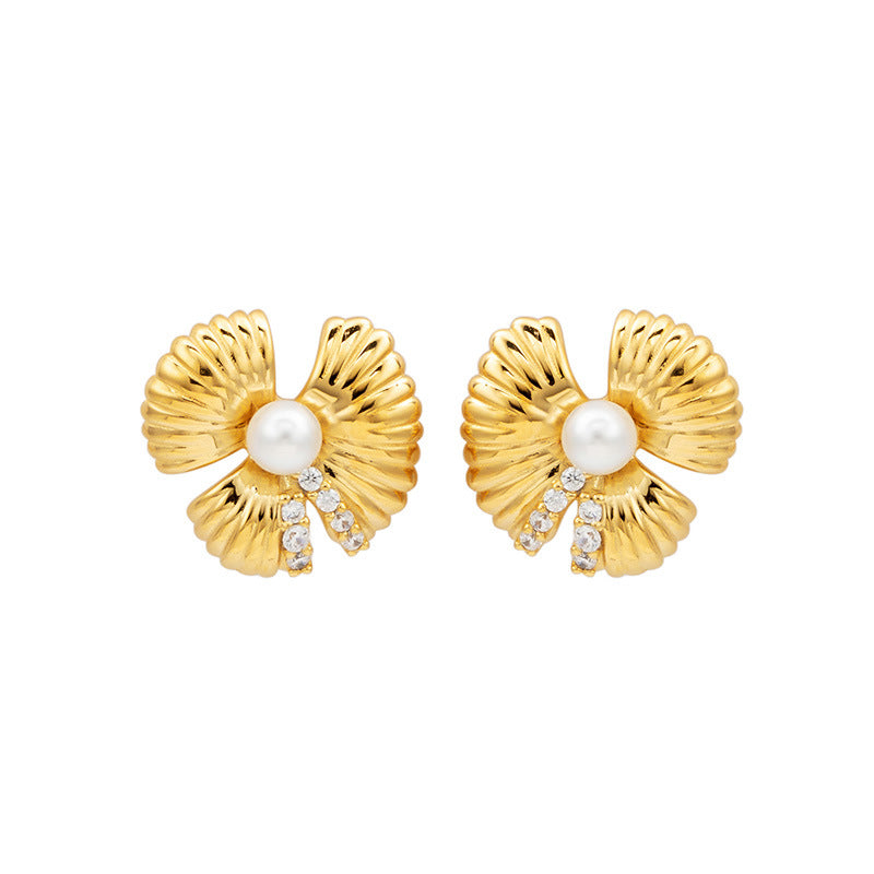 Golden Bloom Pearl Earrings