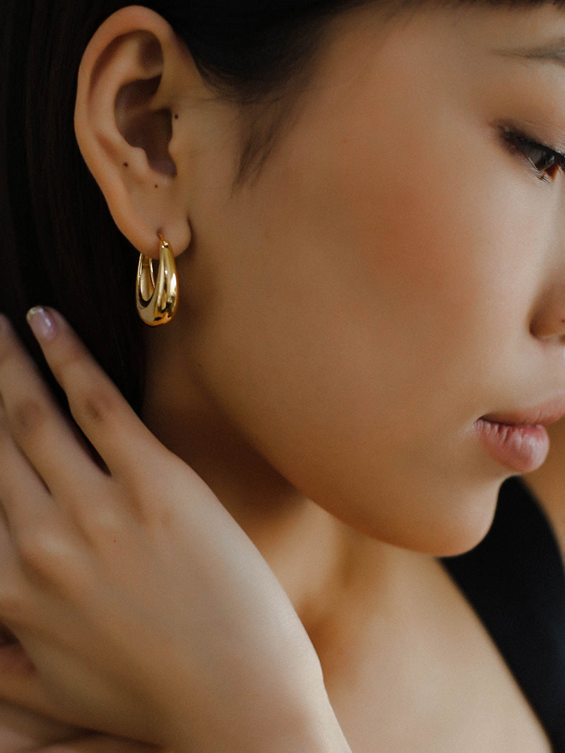 Luna U-Shaped Hoop Earrings