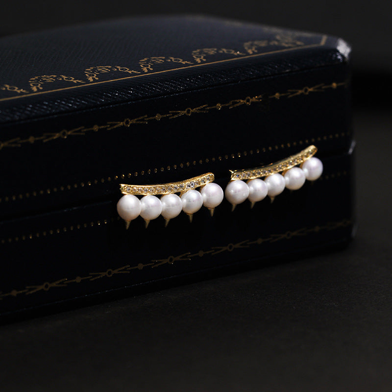 Smiling Arc Pearl Stud Earrings
