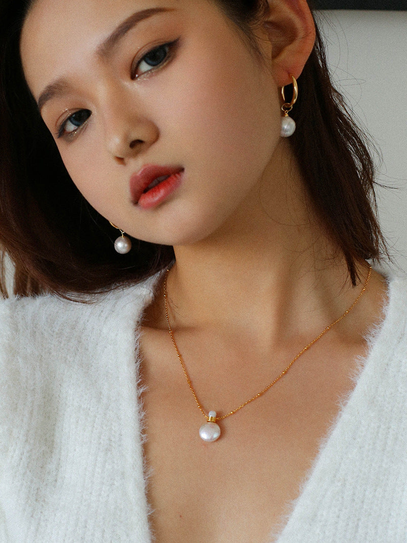 Baroque Pearl Perfume Pendant Necklace