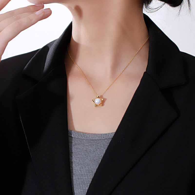 Starlight Pearl Pendant Necklace