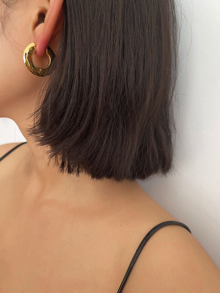 Sculpted Shine Chunky Hoop Earrings