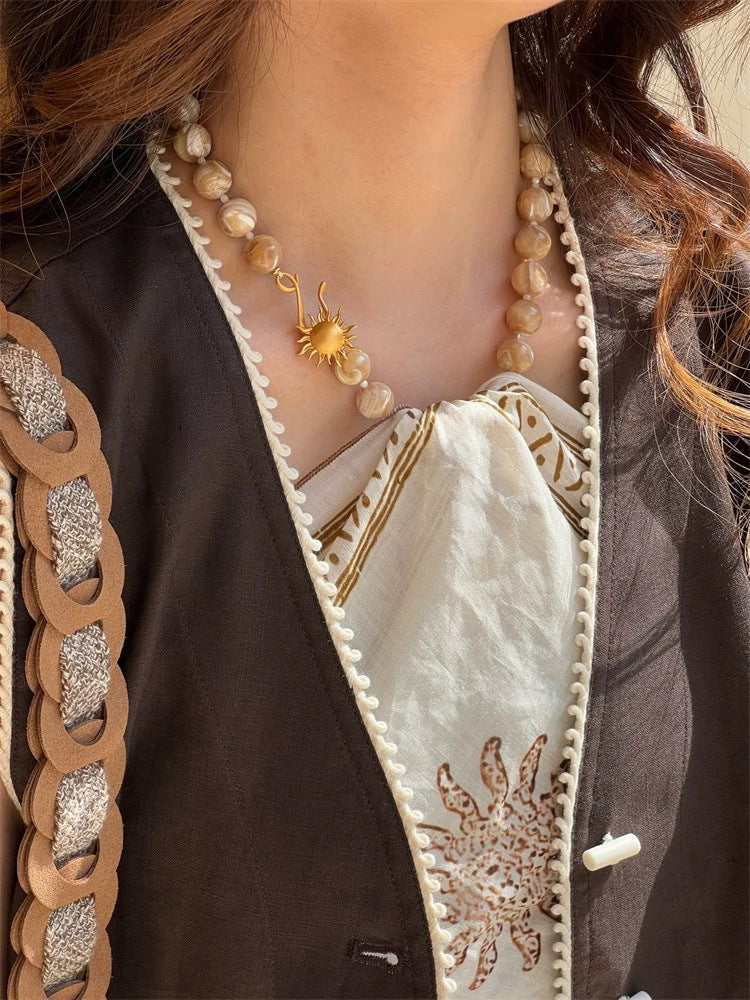 Sun Clasp Horse Conch Chunky Beaded Necklace