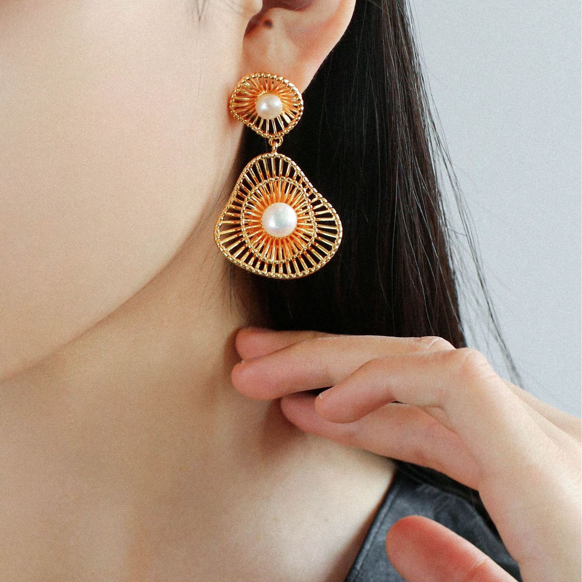 Ripple Bloom Hollow Pearl Drop Earrings
